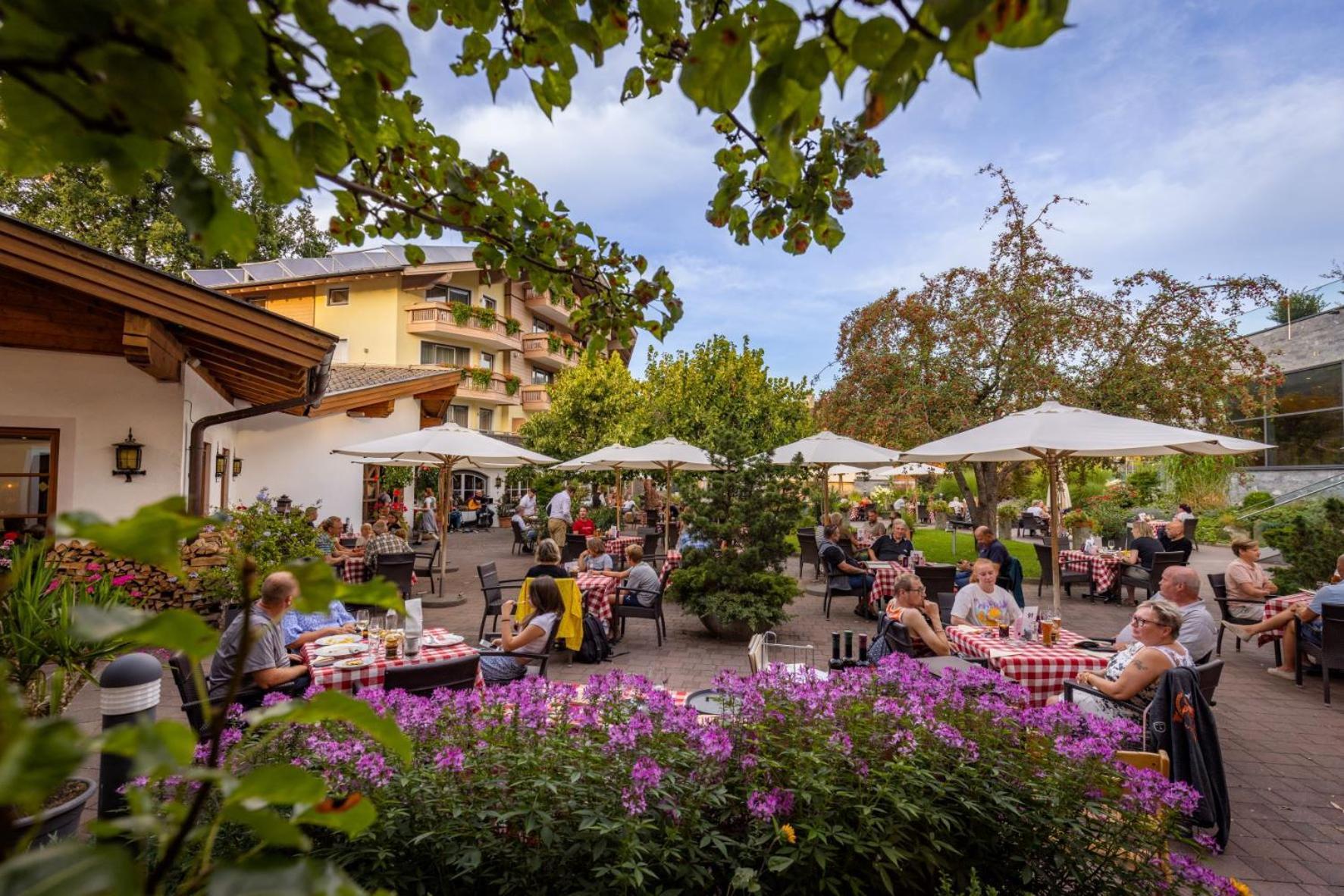 Hotel Woferlgut - Wellness & Sport Fusch an der Glocknerstraße Esterno foto